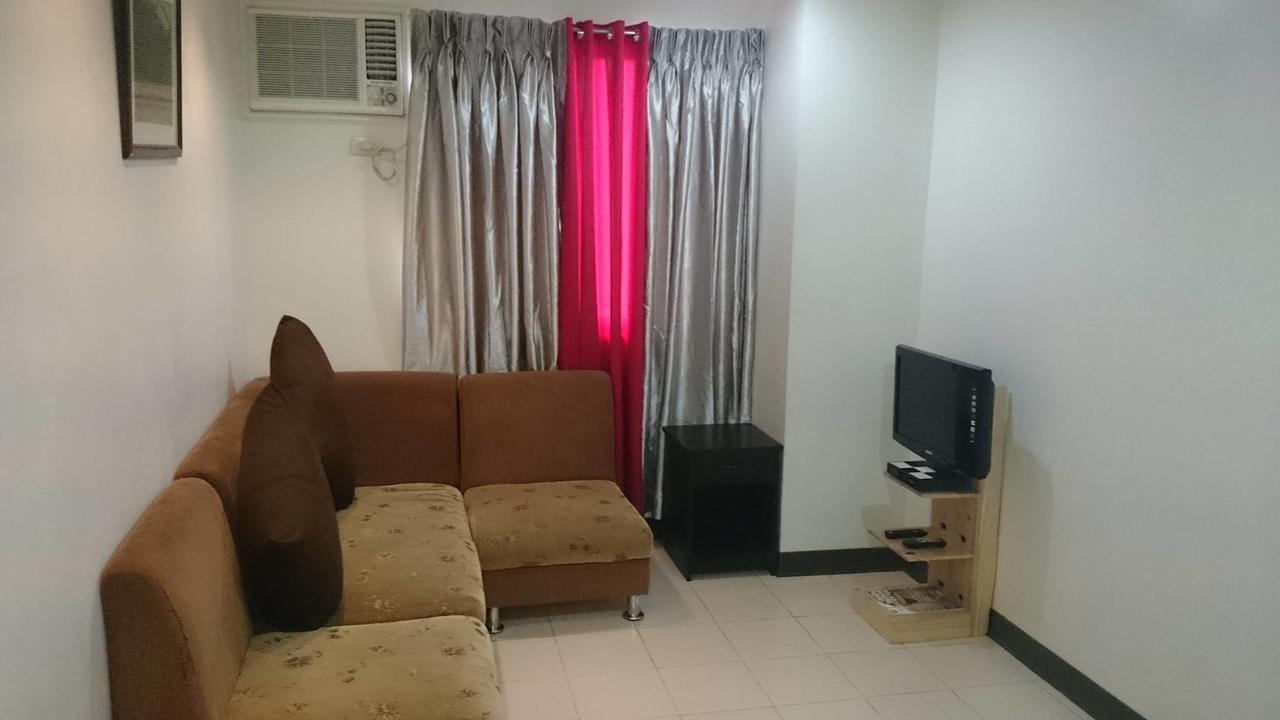 Strawberry Residences Cebu ภายนอก รูปภาพ